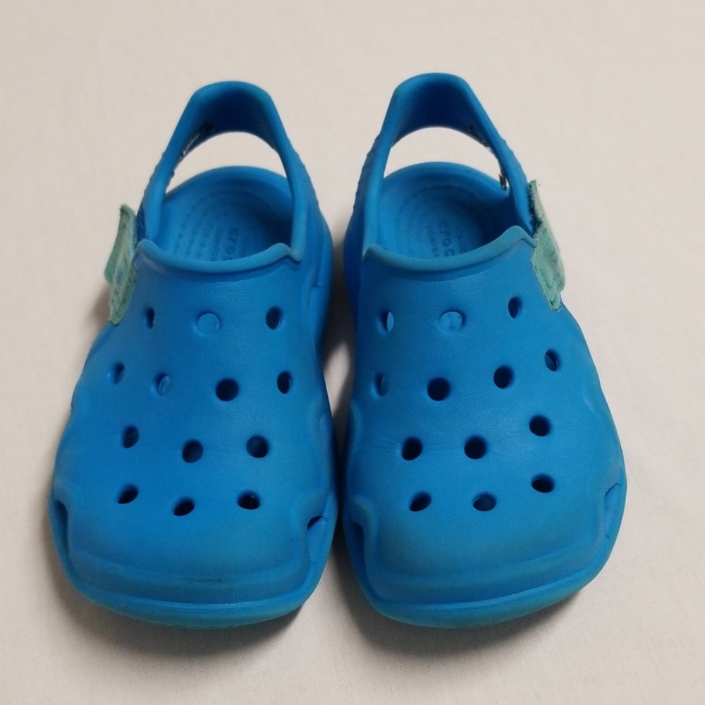 Kids Swiftwater crocs size 9